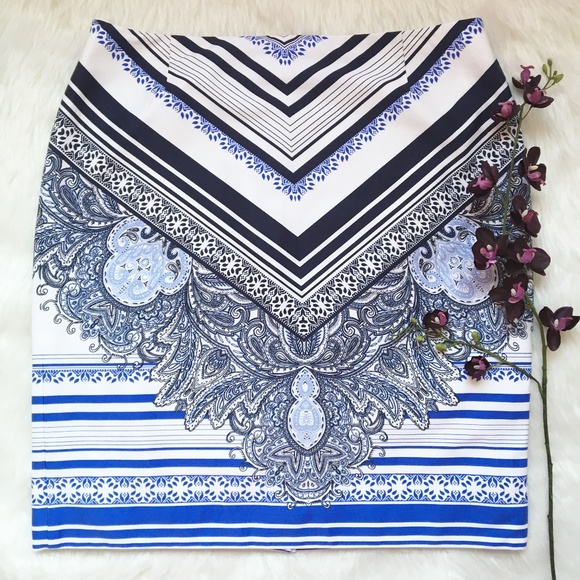 ANTONIO MELANI Dresses & Skirts - Antonio Melanie Blue & White Pencil Skirt Size 14